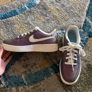 Nike Air Force 1 LV8